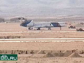 Как стало известно сегодня около 3 часов дня, человека, угнавшего в субботу в Израиль самолет ТУ-154, зовут Загиром Гусейновым. Агентство ИТАР-ТАСС со ссылкой на МВД в Махачкале сообщает, что Гусейнов - житель Дагестана, и его уже трижды судили за разные