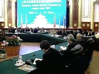 Основные темы, обсуждаемые на заседании в Пекине были ситуация в Афганистане , Индии, конфликт Индии и Пакистана