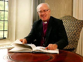 Духовный глава Англиканской Церкви Архиепископ Кентерберийский Джордж Кэри объявил об уходе на покой