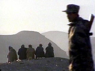 Решение властей Кандагара освободить сдавшихся трех министров "Талибана" вызвало недовольство США