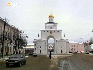 Во Владимире акту вандализма подвергся уникальный памятник архитектуры Золотые ворота