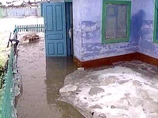 В устье Кубани в районе города Темрюк уровень воды поднялся выше критической отметки