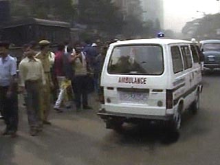 В результате теракта в Калькутте убиты 5 полицейских, 20 человек ранены