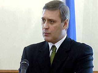 В начале недели премьер Касьянов принимал у себя главу Центробанка Геращенко