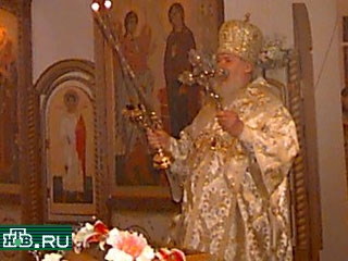 Патриарх Алексий II в храме Космы и Дамиана