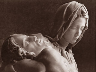 Фрагмент скульптурный группы Микеланджело "Пьета"