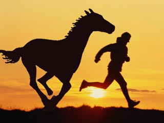 Американский стайер пробежал 80 километров быстрее лошади