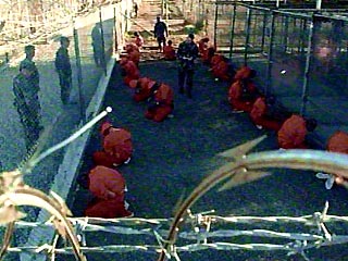 Среди пленных боевиков "Аль-Каиды" и талибов, доставленных из Афганистана на базу ВМС США в Гуантанамо на Кубе, есть выходцы из России