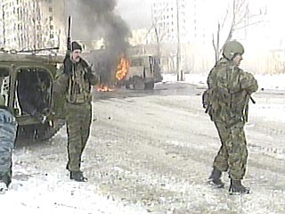В результате взрыва фугаса в Грозном ранены 13 российских военнослужащих