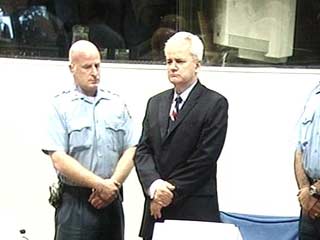 В Гааге сегодня начался судебный процесс по делу бывшего лидера Югославии Слободана Милошевича