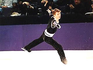 Алексей Ягудин лидирует после исполнения короткой программы на олимпийском турнире фигуристов