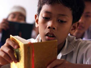 Мусульмане Малайзии восприняли публикацию журнала "Ньюсуик" как оскорбление своих религиозных чувств