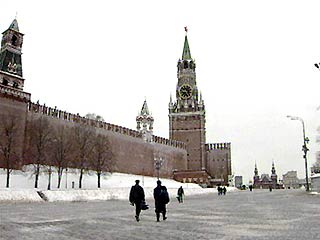 В четверг "сборная Канады" во главе с премьером Жаном Кретьеном атаковала Кремль, Белый дом и Тверскую, 13