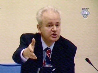 Милошевич хотел бы вызвать в Гаагу на процесс по бывшей Югославии высоких свидетелей, прежде всех Клинтона