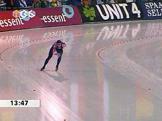 Немка Анни Фризингер стала олимпийской чемпионкой в беге на коньках на дистанции 1500 м
