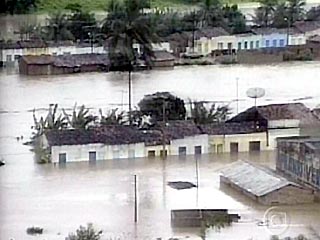 В Боливии объявлен национальный траур в связи с гибелью во время наводнения 69 человек