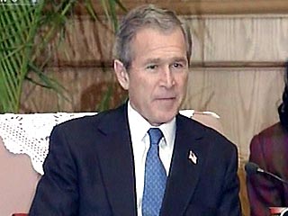 Находящийся с визитом в Китае президент США Буш сказал, что Соединенные Штаты в случае необходимости помогут Тайваню защитить себя