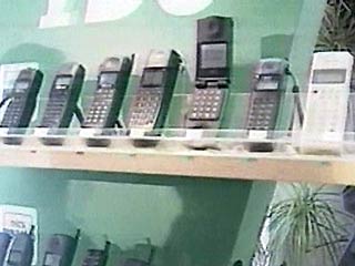 В 2001 году по всему миру было продано на 400 млн. телефонов меньше, чем в 2000 году