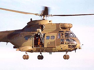 В Северной Ирландии разбился британский военный вертолет, перевозивший группу солдат на КПП в горной местности