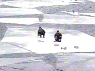 В Москве спасли двух подростков, дрейфовавших на льдине