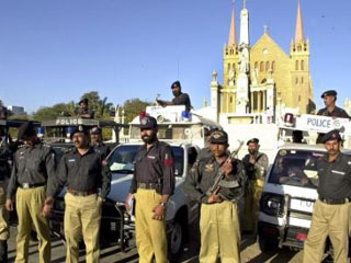 Протестантская церковь в Карачи под охраной полиции