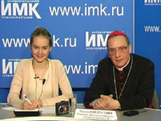 Митрополит Тадеуш Кондрусевич провел интерактивную пресс-конференцию