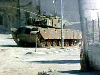 Израильские войска штурмуют штаб-квартиру службы безопасности Палестины