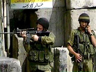 Интенсивные бои разворачиваются в Вифлееме, где Израиль начал крупную военную операцию