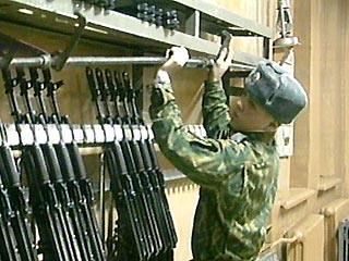С января по март 2002 года военнослужащими российских силовых ведомств на территории Московской области утрачено 274 единицы оружия