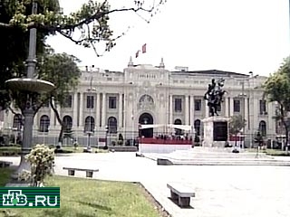 Председатель Национального конгресса (парламента) Перу Валентин Паниагуа был провозглашен сегодня исполняющим обязанности президента страны
