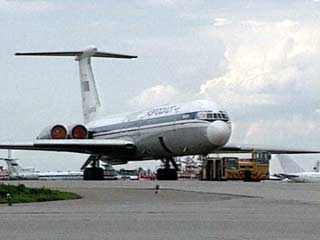 В ходе прокурорской проверки Военно-воздушных сил РФ выявлены факты нарушения закона при использовании самолетов Ил-62М