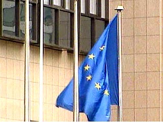 Представители ЕС направляются на Ближний Восток для встречи с Арафатом