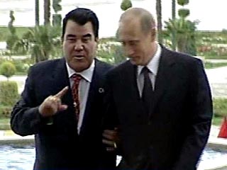 Ниязов предложил Путину выбрать в подарок ахалтекинского скакуна