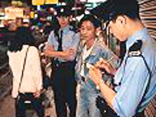 В Гонконге проституция не является преступлением, но организация борделя преследуется по закону