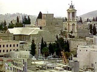 15 палестинцам разрешено покинуть осажденный израильскими войсками храм Рождества Христова в Вифлееме