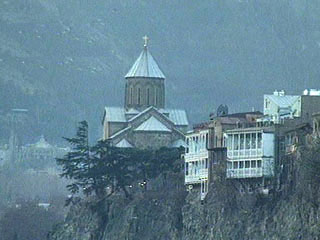 В результате землетрясения в Тбилиси пострадали храмы - памятники зодчества
