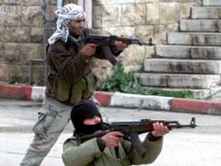 Атаку предприняли во вторник боевики палестинской радикальной группировки Народный фронт освобождения Палестины (НФОП)