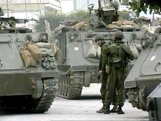 Во вторник днем израильская бронетехника начала покидать Вифлеем