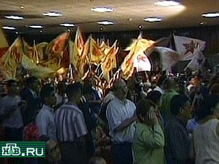 Участники митинга в кубинской провинции Гранма потребовали выдачи международного террориста Посады Каррильеса, передает НТВ со ссылкой на "Интерфакс". Каррильеса обвиняют в подготовке покушения на лидера Кубы Фиделя Кастро