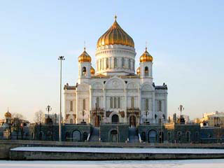 В Москве в храме Христа Спасителя ведется поиск взрывного устройства