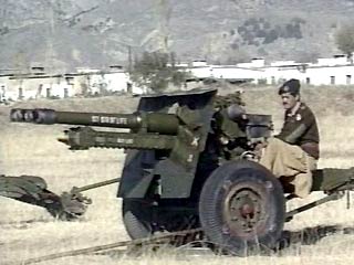 Индия и Пакистан возобновили артиллерийскую перестрелку в Кашмире
