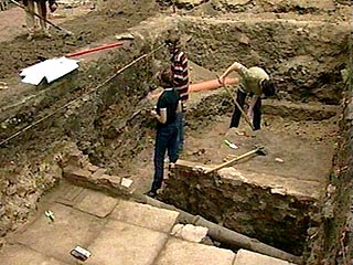 Следы греческой колонии Диоскурии обнаружены в Сухуми во время проведения ремонтно-восстановительных работ в системе водоснабжения и канализации