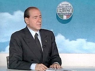 Берлускони вернул в Италию по амнистии 30 млрд. евро
