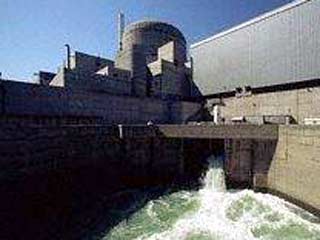 После обнаружения утечки радиоактивной воды из системы охлаждения вручную остановлен ядерный реактор номер 2 атомной электростанции Хамаока в японской префектуре Сидзуока