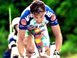 Павел Тонков выиграл 17-й этап веломногодневки "Джиро д'Италия"