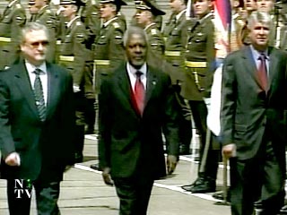 Генеральный секретарь ООН Кофи Аннан прибыл с официальным визитом в Москву