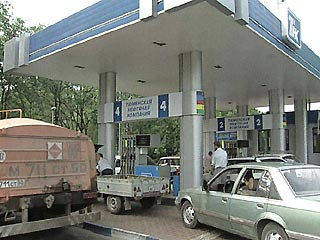 Потребительские цены на автомобильный бензин выросли в России в мае на 10,7%