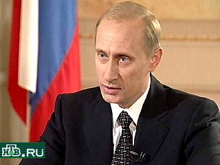 В начале следующей недели, как ожидают в Госдуме, президент Путин внесет в палату официальное предложение по поводу слов гимна России