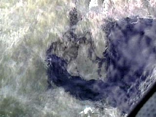 На реке Амур обнаружено шестикилометровое нефтяное пятно