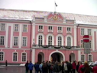 Эстонский парламент уравнял советский и нацистский режимы